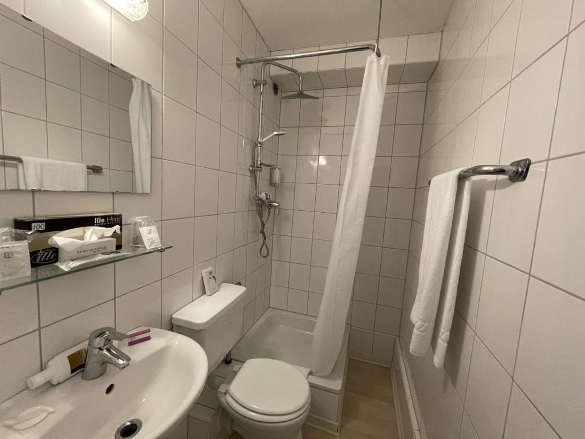 Astoria Hotel Bad Wildstein Трабен-Трарбах Екстериор снимка