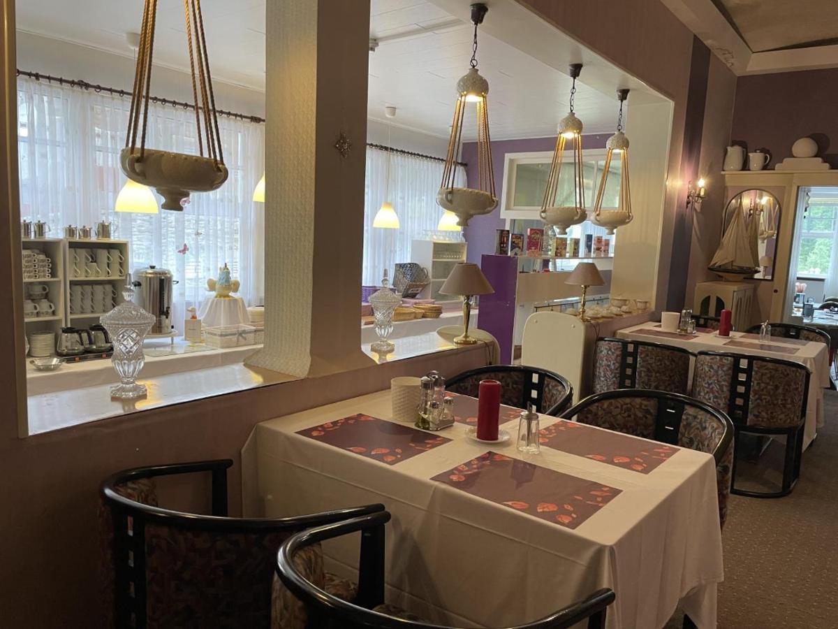 Astoria Hotel Bad Wildstein Трабен-Трарбах Екстериор снимка